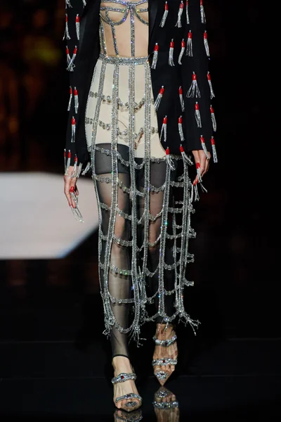 Look 44